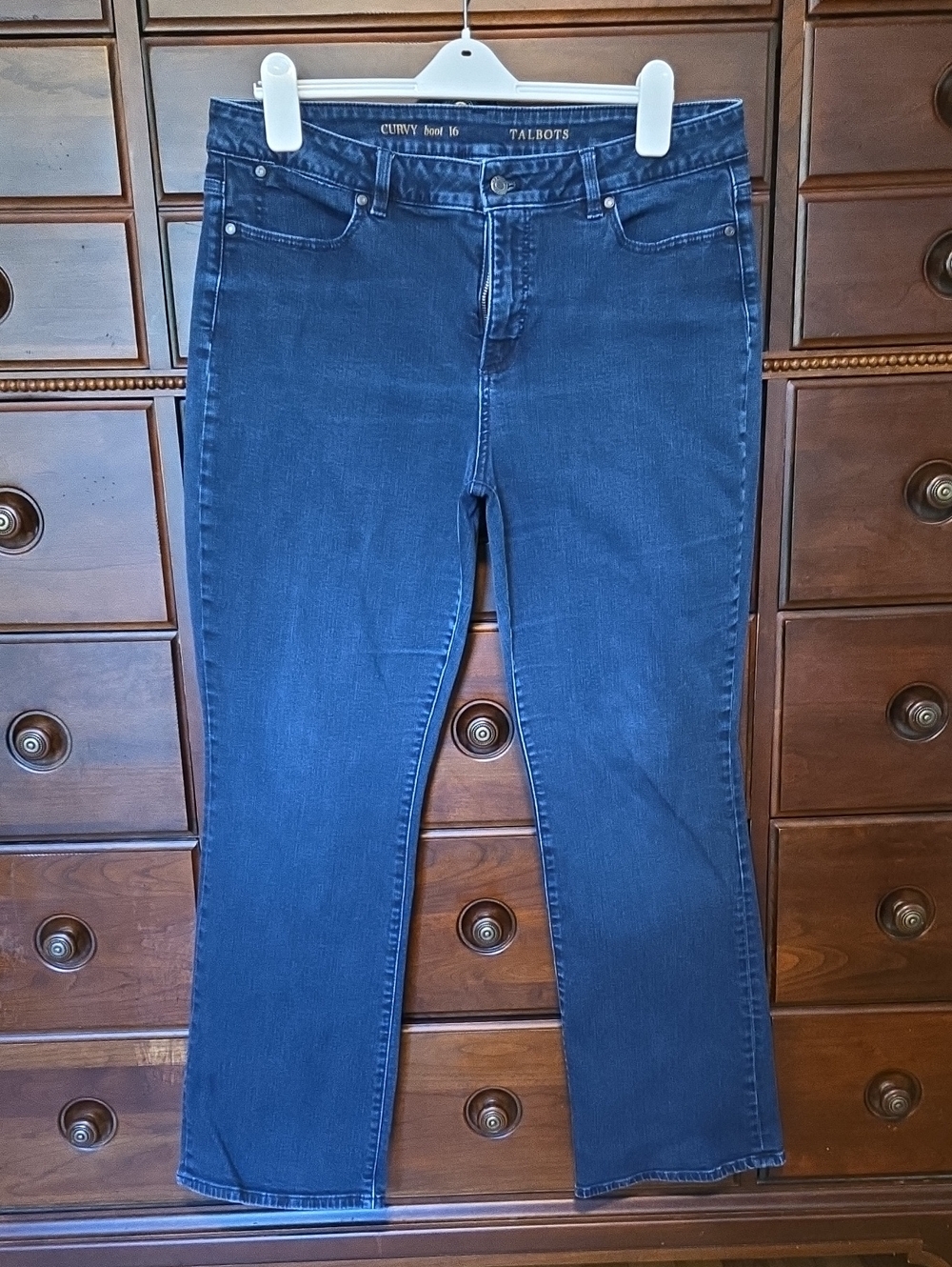 Talbots Curvy Boot Jeans in Dark Blue Wash Size 16. Like new!